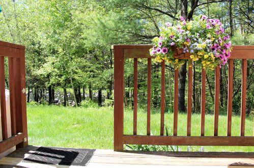 53 Modena Dr, Concord, NH 03303-1554