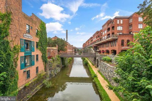 3246 Grace St, Washington DC 20007-3631 exterior