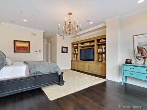 1126 Lill Ave, Chicago IL 60614-2018 exterior