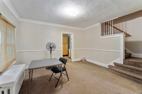 2019 6 St, Duluth MN 55806-2551 exterior