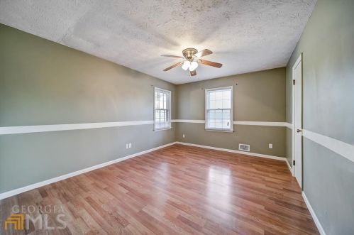 2128 Rockdale Cir, Lithonia GA 30078-3450 exterior