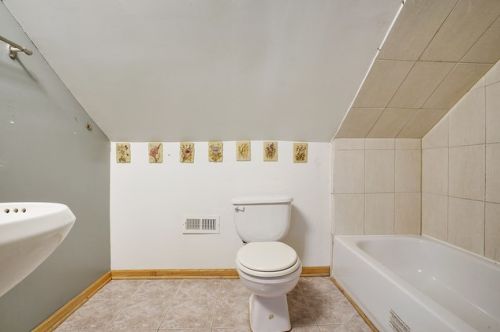 3743 Sayre Ave, Chicago IL 60634-2328 exterior