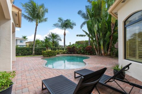 17894 Monte Vis Dr, Boca Raton FL 33496-1057 exterior