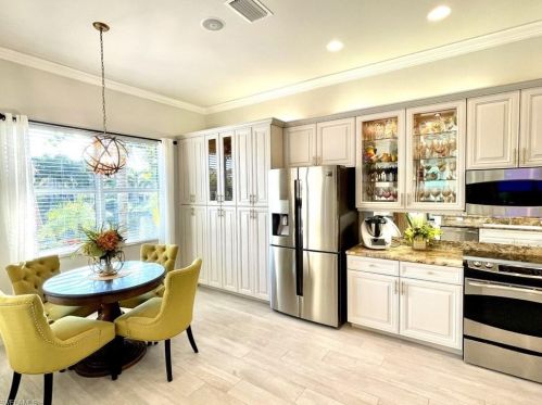 6582 Monterey Pt, Naples FL 34105-5038 exterior