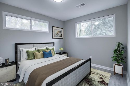 4115 Duvawn St, Alexandria VA 22310-2023 exterior