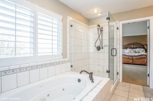 10664 Trailridge Cir, Sandy UT 84092-4758 exterior