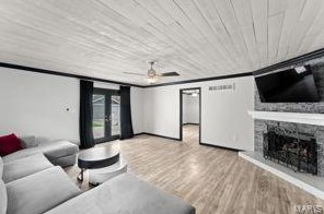 2366 Milton Ave, Saint Louis MO 63114-4808 exterior