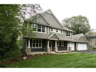 10604 Crestridge Dr, Hopkins, MN 55305-1612