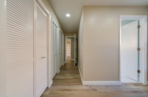 5012 Barrowe Dr, Tampa FL 33624-2593 exterior