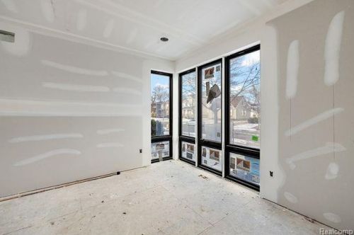 1852 Holland St, Bham MI 48009-6856 exterior