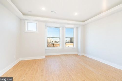 1720 22nd St, Philadelphia PA 19145-1943 exterior