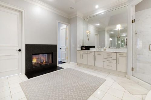 5625 Cross Gate Dr, Atlanta GA 30327-4815 exterior