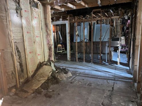 701 Knapp St, Grand Rapids MI 49505-4420 exterior