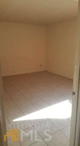 5923 Sutcliff Sq, Lithonia GA  30058-4781 exterior