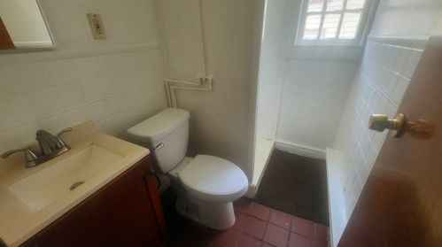 21 Smith St, Poughkeepsie NY 12601-2605 exterior