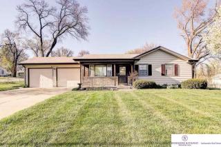 5720 Whitmore St, Omaha NE  68152-2362 exterior