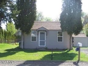 2703 86th Ave, Yakima, WA 98903-9460