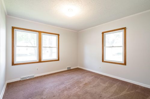 4072 Alexander Ave, Milwaukee WI 53235-4704 exterior