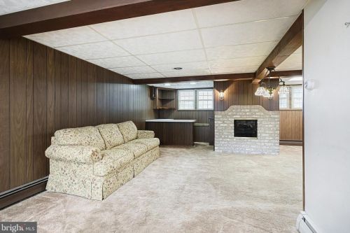 4125 Grandview Rd, Hanover PA 17331-9753 exterior