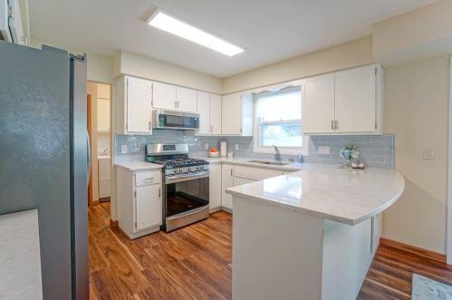 1429 118, Milwaukee WI 53226-3232 exterior