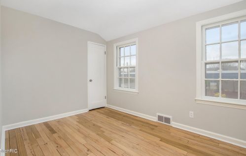 2113 Norman Ave, Meskegon MI  49441-3461 exterior