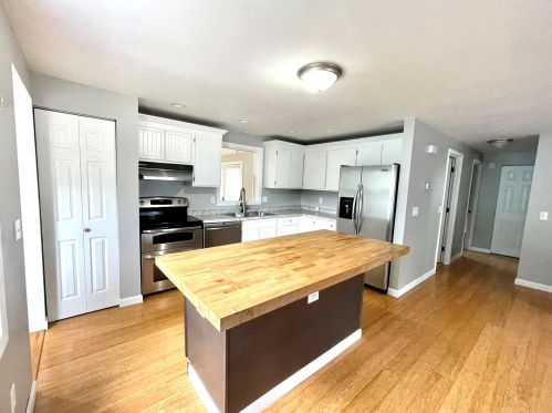 44 Pne Acres Rd, Concord NH 03301-7888 exterior