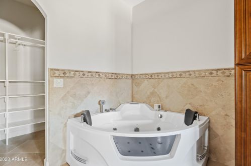 36648 27th Ave, Phoenix AZ 85086-8747 exterior