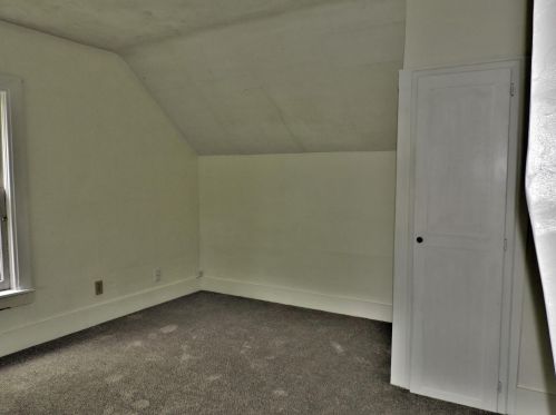 818 Mechanic St, Big Rapids MI 49307-1238 exterior