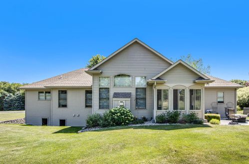 3363 Oakharbor St, Kalamazoo MI 49009-6179 exterior