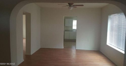 802 34th St, Tucson AZ  85713-4611 exterior