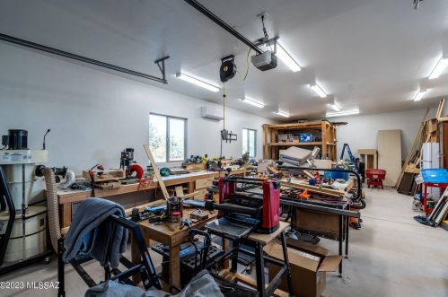 4358 Lambert Ln, Tucson AZ  85742-9084 exterior