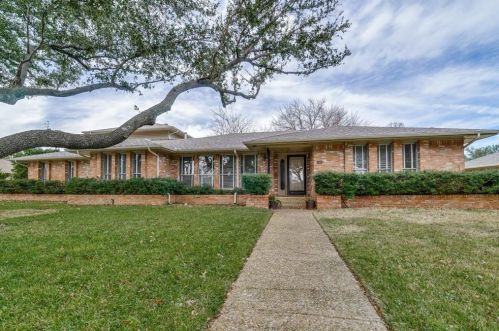 6937 Delmeta Dr, Dallas, TX 75248-5529