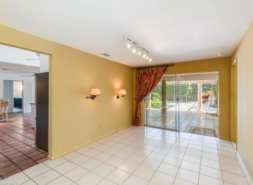 4038 Old Trl Way, Naples FL 34103-3542 exterior