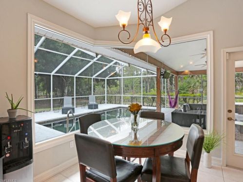 3710 3 Ave, Naples FL 34119-2616 exterior