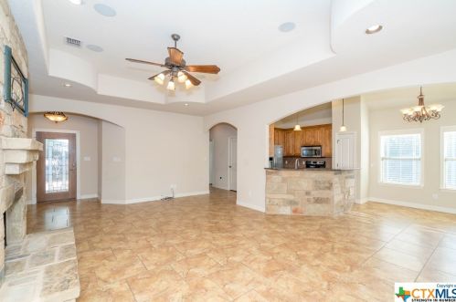 578 Winding River Ln, Spring Branch TX 78070-6382 exterior