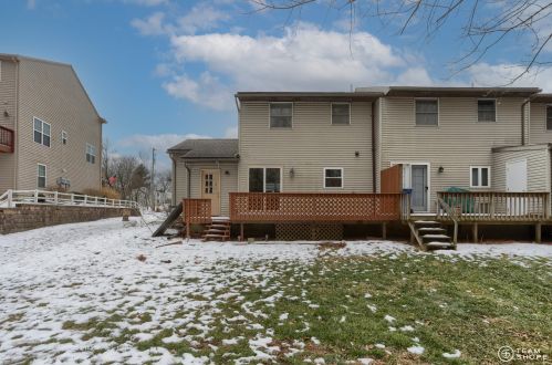 9101 Joyce Ln, Hummelstown, PA 17036-8305