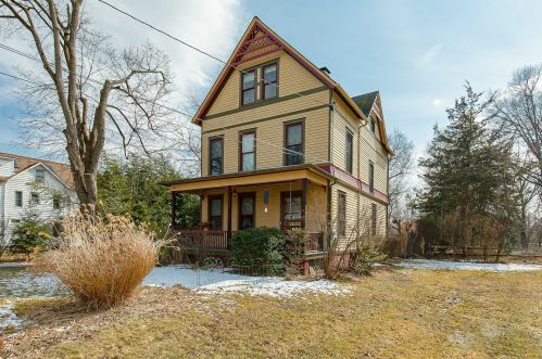 100 College Ave, Poughkeepsie, NY 12603-2337