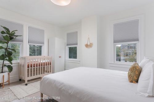 198 Monmouth Ave, Atlantic Highlands NJ  07716-2220 exterior