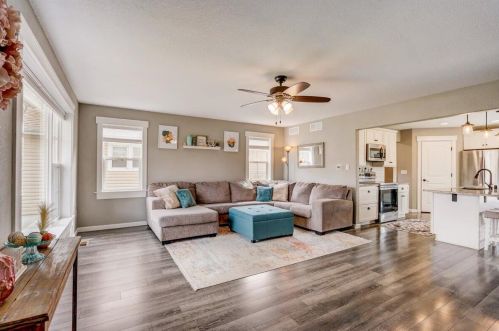 2953 95th St, Milwaukee WI  53227-3613 exterior