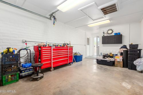 14824 30 Dr, Phoenix AZ 85009-5751 exterior