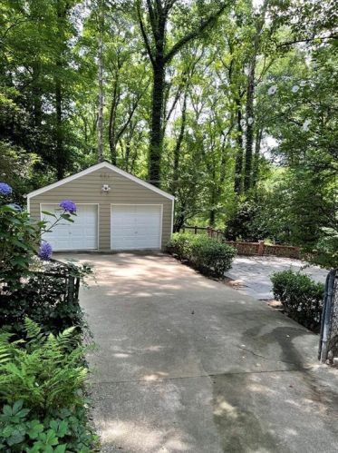 1850 Ardmore Rd, Atlanta GA  30309-1816 exterior