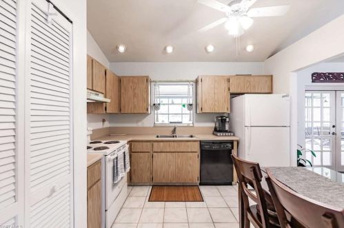 3770 25 Ave, Naples FL 34120-4367 exterior