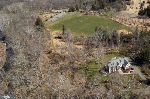 317 Edgerstoune Rd, Princeton NJ 08540-6716 exterior