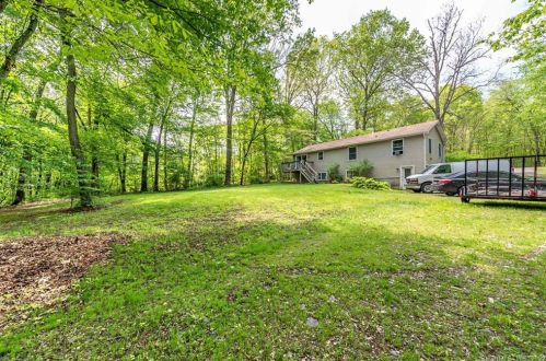 210 Geer Rd, Exeter CT 06249-2604 exterior