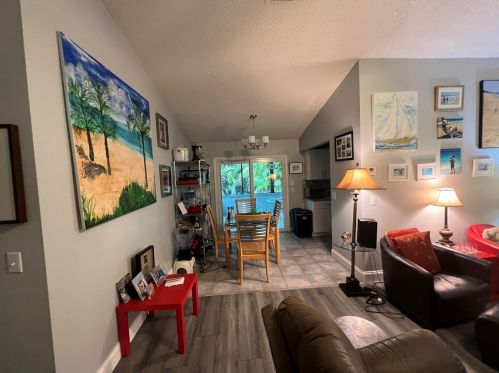 1201 Hartman Rd, Fort Pierce FL  34947-4418 exterior