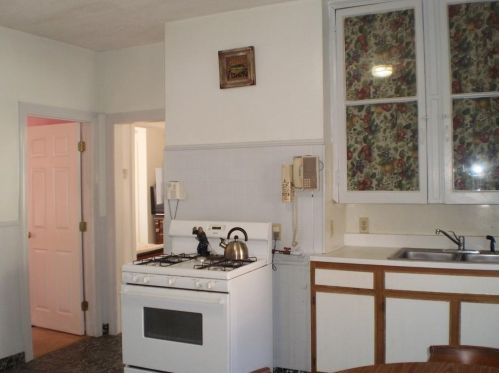 139 Veazie St, Providence RI 02908-2409 exterior