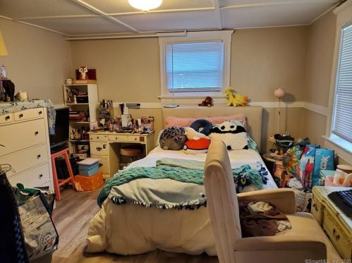 38 Maple St, Torrington CT 06790-6233 exterior