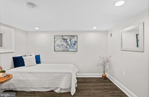 3210 Park Pl, Washington DC  20010-2529 exterior