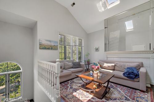 1431 Cleaver St, Chicago, IL 60642-2887