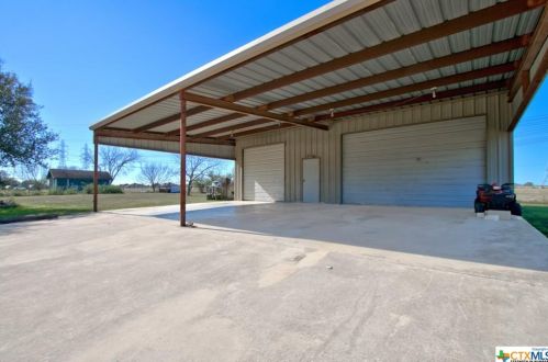 4959 Beck Rd, San Antonio TX 78263-2301 exterior